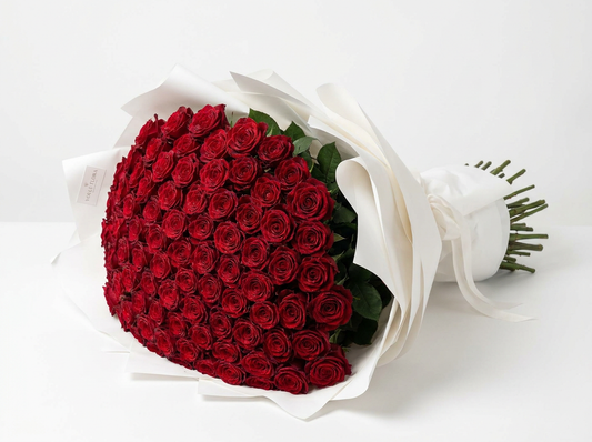 100-Red rose bouquet